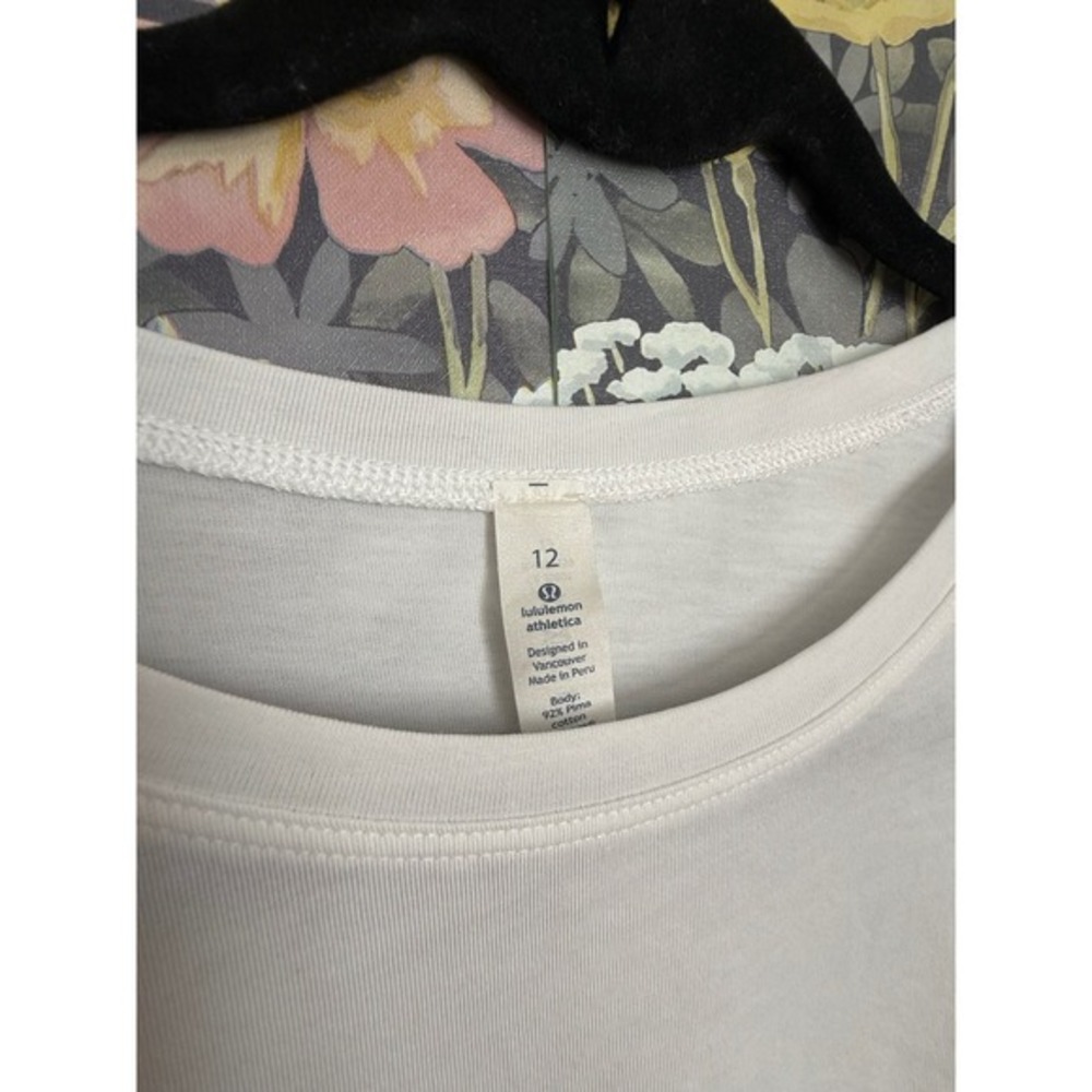 Lululemon Athletica White‎ Long Sleeve Athletic Shirt Top Size 12 - Picture 2 of 6